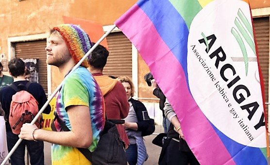 Italia uniones homosexuales