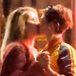 Capturado! O beijo que confirma que Paris Jackson e Cara Delevingne estão juntos