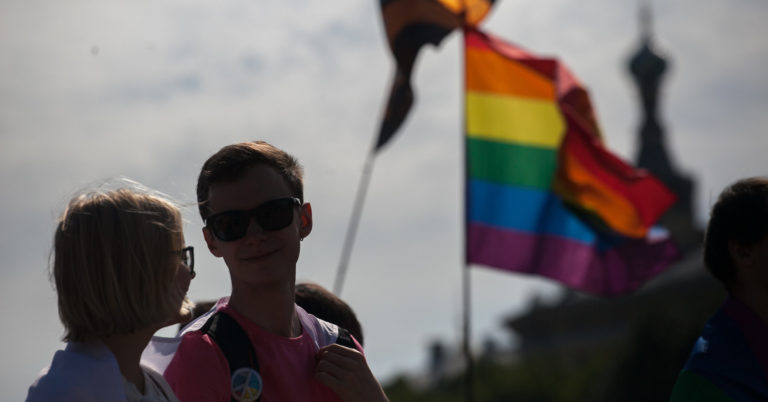 Russia applies the Law of homosexual propaganda to a minor