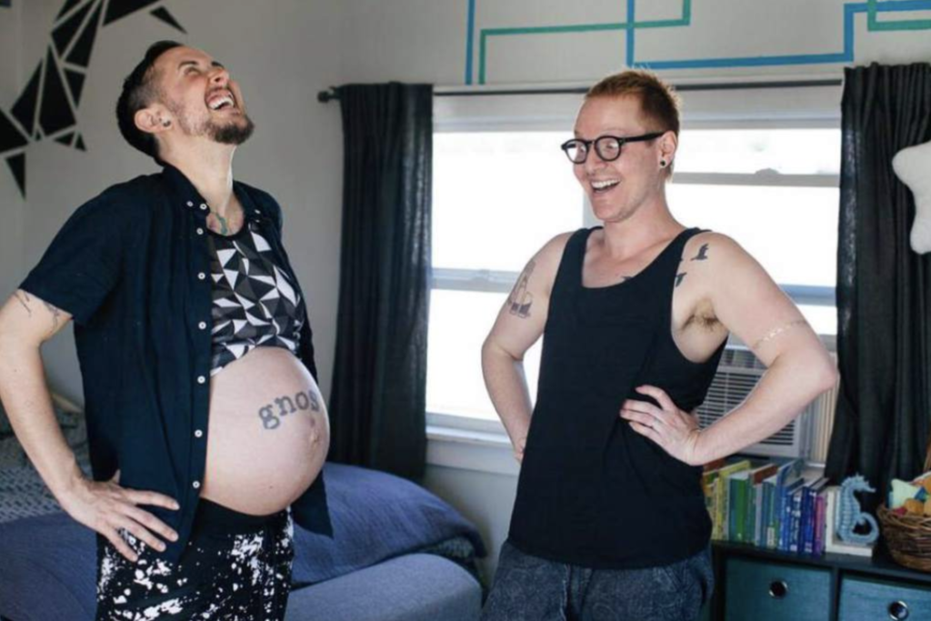 Trystan Reese e Biff Chaplow, un home trans embarazada