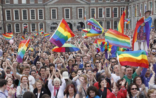 Irlanda legaliza el matrimonio igualitario
