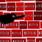 Netflix cancela a rodaxe da serie "Se só" en Turquía porque se nega a eliminar un personaxe gay