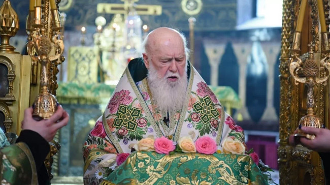 O líder da Igrexa ucraína que culpou ao matrimonio homosexual de covid, positivo para coronavirus