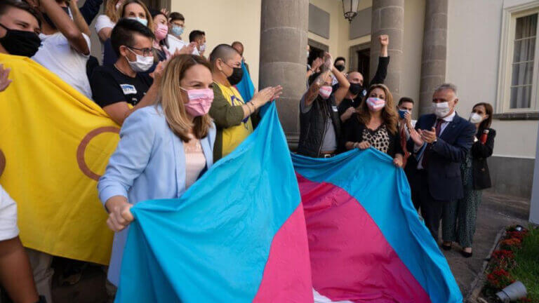 The Parliament of the Canary Islands unanimously approves a new Trans Law