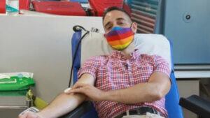 First gays to donate blood in the UK after years of ban
