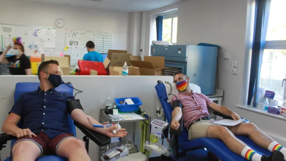 First gays to donate blood in the UK after years of ban
