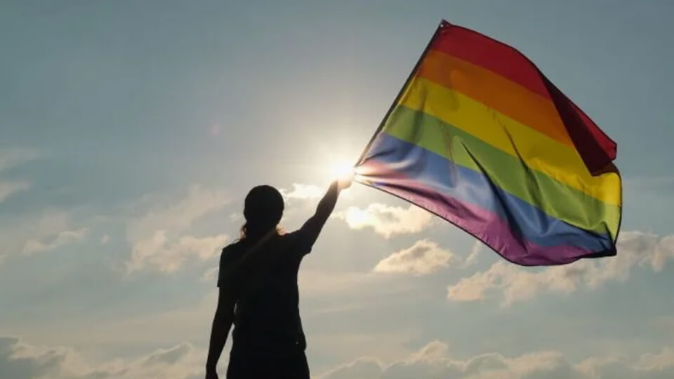 42% das pessoas LGTBI sofreram discriminação no último ano