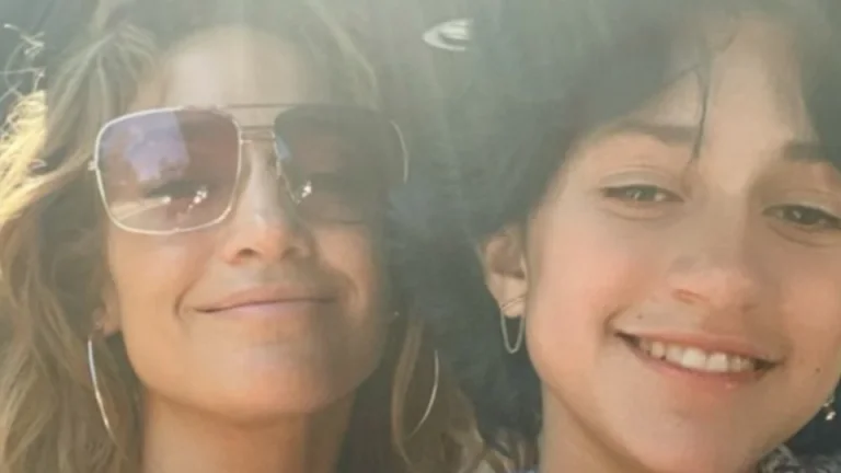 Jennifer Lopez presents her daughter Emme with a non-binary pronoun