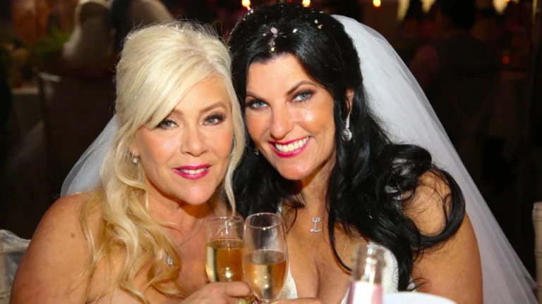 768px x 432px - Samantha Fox marries Linda Birgitte Olsen