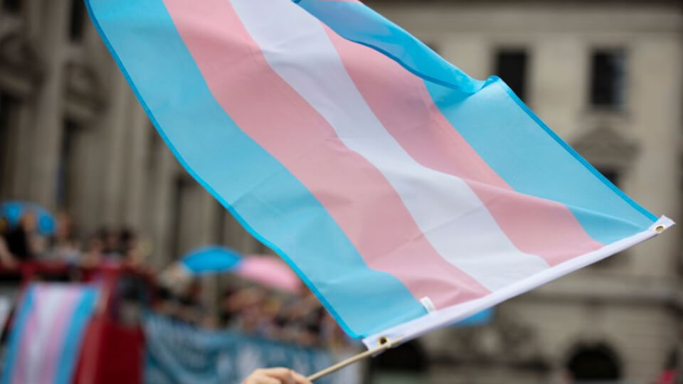 Discriminar les persones trans és il·legal