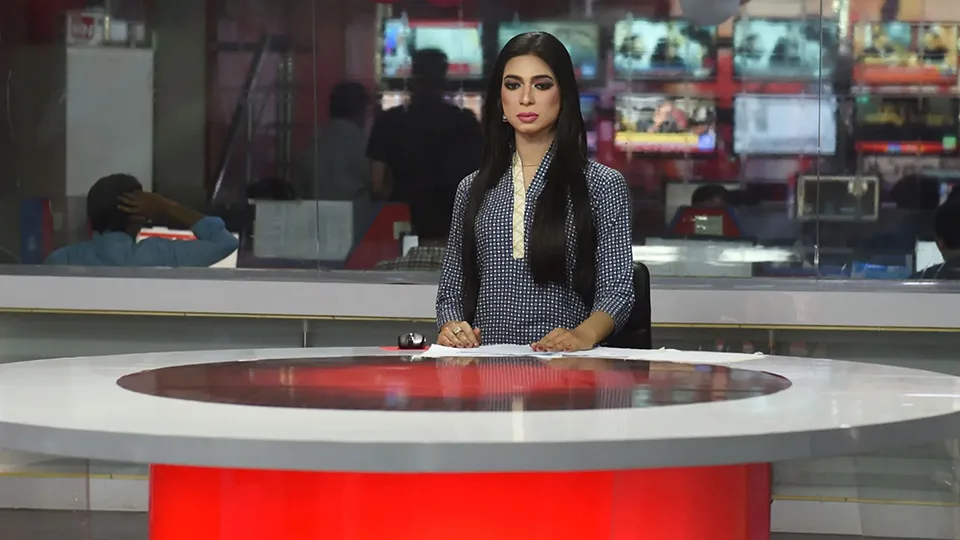 Marvia Malik, Pakistan's first trans news anchor, shot