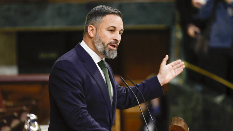Abascal describes LGTBI activists as "degenerates" in the motion of censure