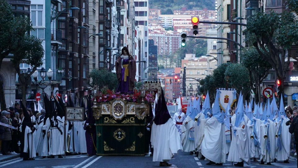 Agresión homófoba durante la procesión del Nazareno en Bilbao