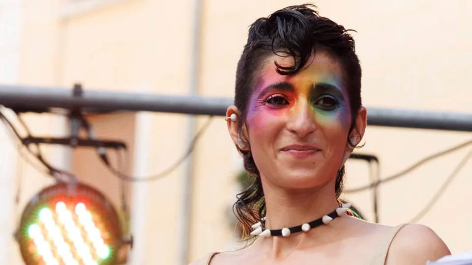 Alba Flores inicia unha protesta do Orgullo en Madrid