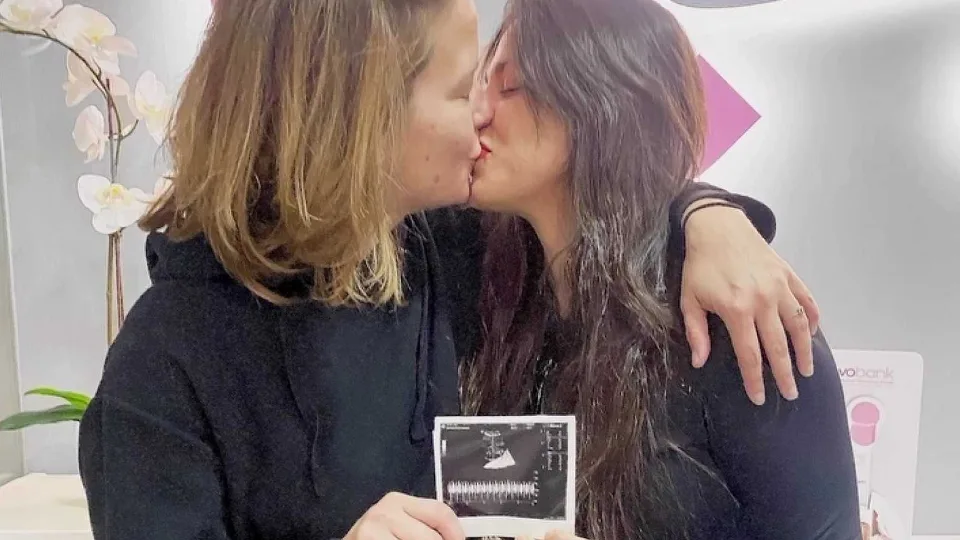 Daniela, the first daughter of María Casado and Martina diRosso, is born