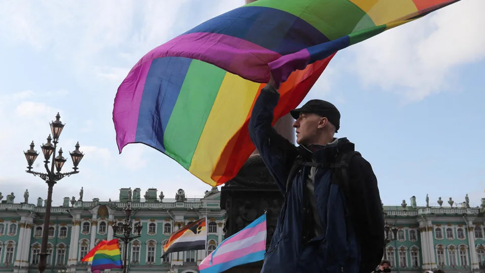 Rusia declara o movemento LGTBI organización terrorista