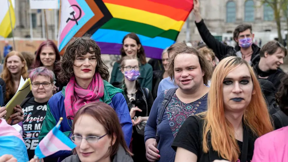 Alemania aprueba la ley de autodeterminación de género
