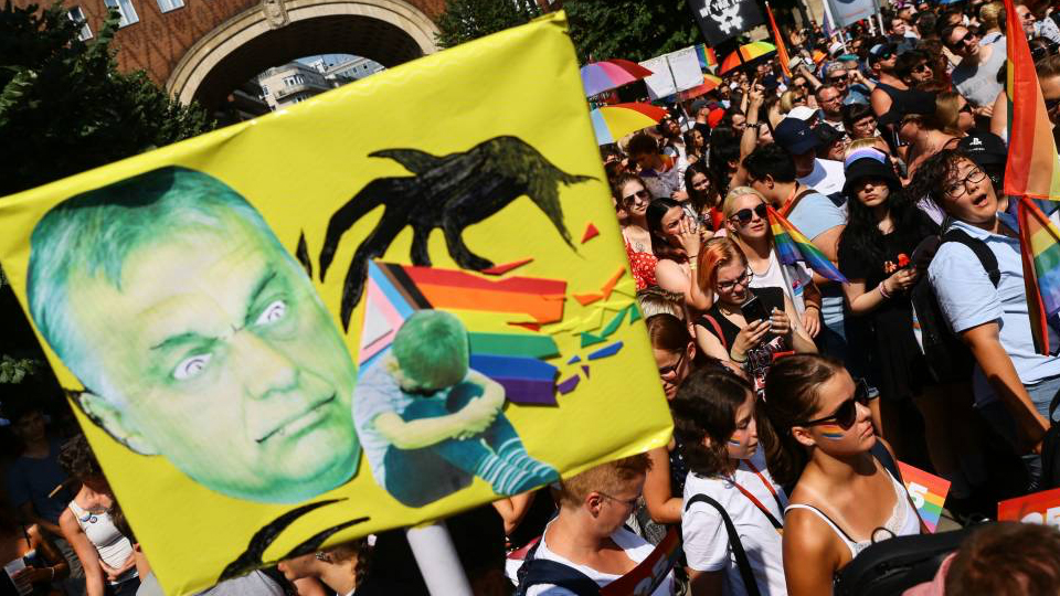 orban-reformas-constitucion-lgtbi