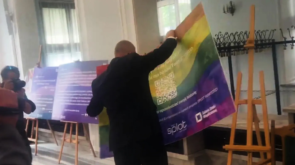 Grzegorz Braun-exposicion-lgbti