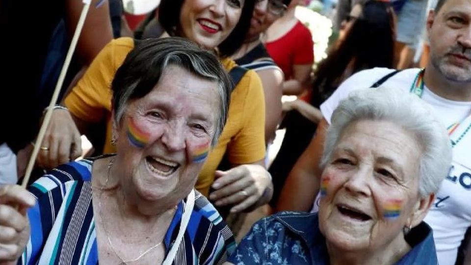 cataluna-forma-residencias-lgbtiq