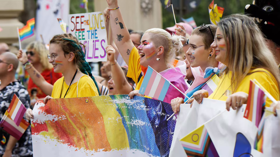 adultos-estados-unidos-identifica-lgbtq-2025