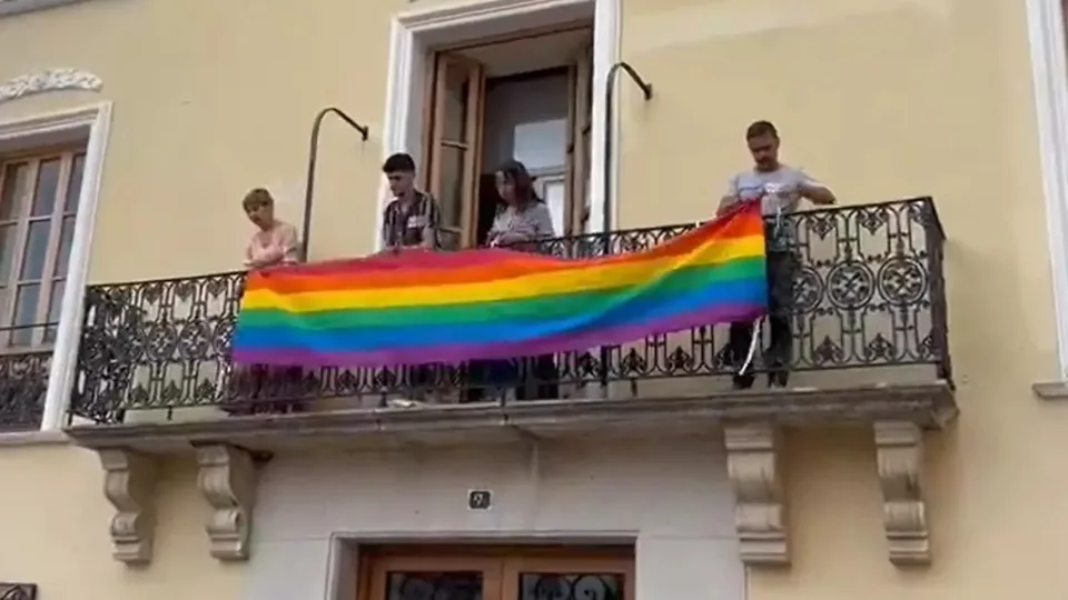 Albaida bandera lgtbi