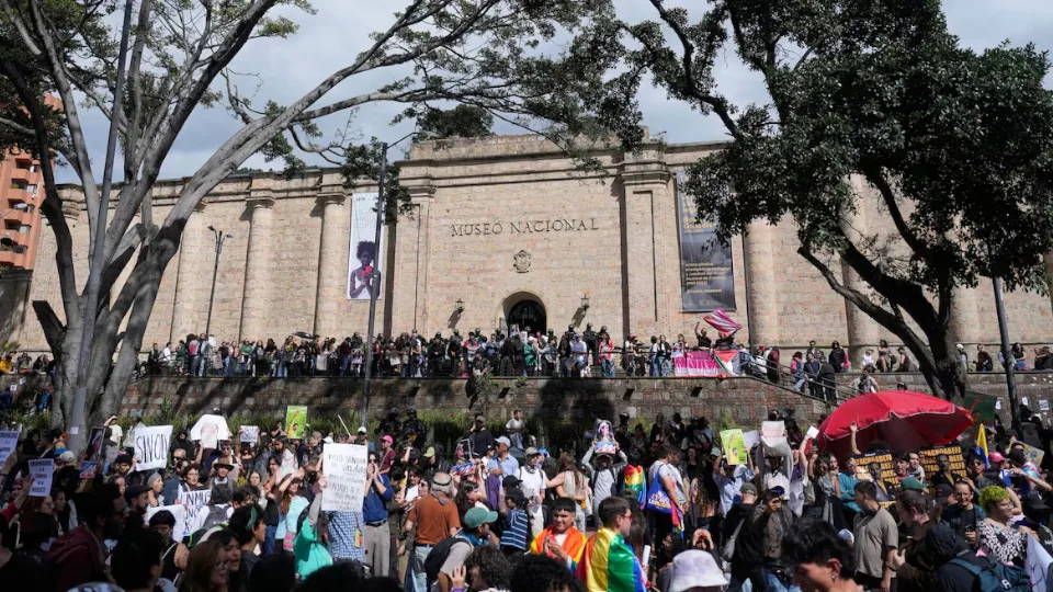 colombia-retira-obras-lgtbiq-museo-nacional